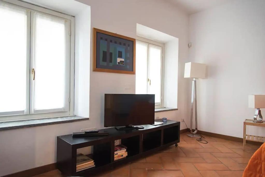 Hidden Retreat - Duomo Apartment Milano Exterior foto